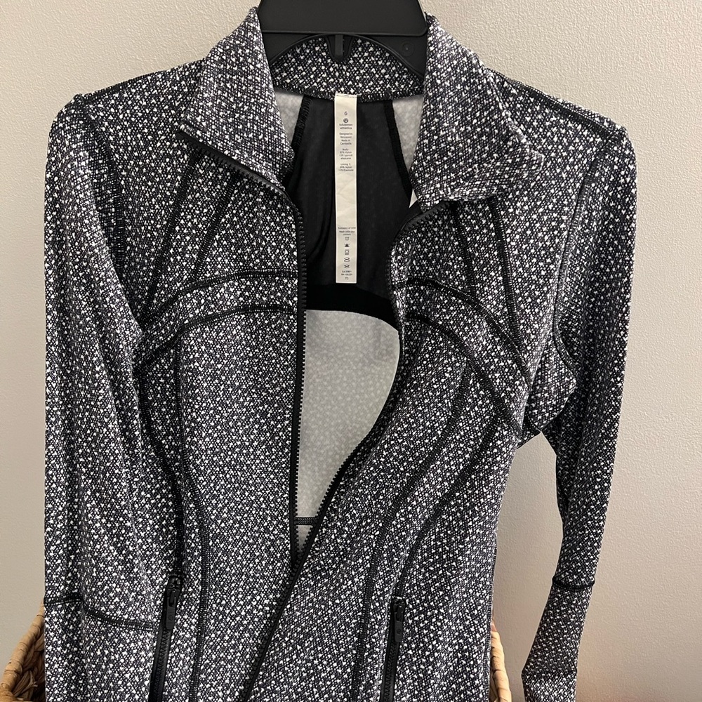 Lulu Lemon Define Jacket